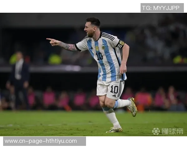 河床小将梅西杯大放异彩戴帽与梅西合影称赞史上最佳球员 河床小将梅西杯大放异彩戴帽与梅西合影称赞史上最佳球员